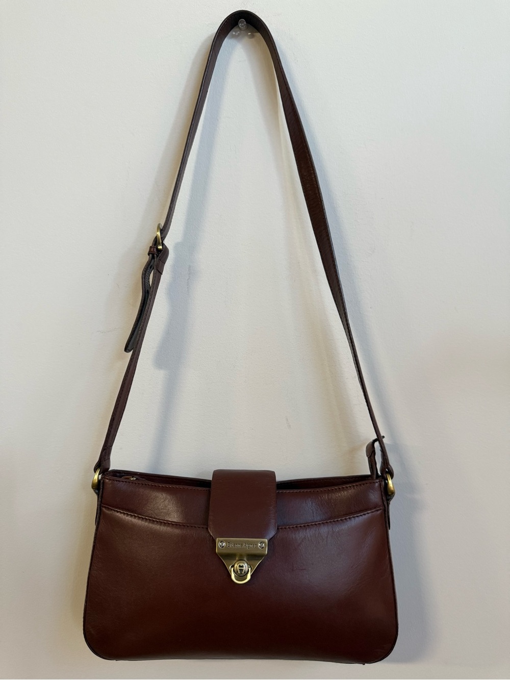 Etienne Aigner Brown Leather Shoulder Bag with Gold Hardware